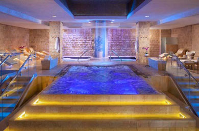 Natura Biss� ofrece sus servicios en el spa del primer Hotel Nobu del mundo.