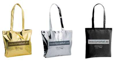 Nueva edición de la Beauty Bag, la bolsa profesional con fines solidarios