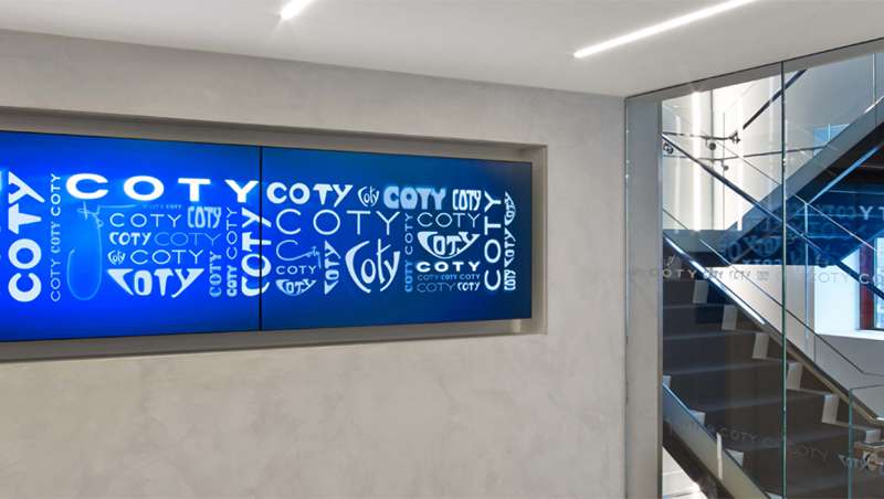 Coty aumenta sus ventas pero reduce su beneficio un 78% durante el primer semestre