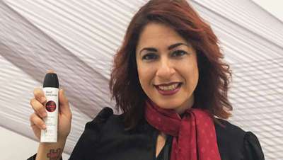 Auburn, el nuevo Cubre Raíces caoba de The Cosmetic Republic