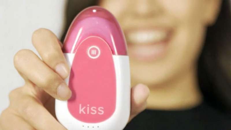 O aparelho para ter uns lábios carnudos em minutos desembarca na Sephora
