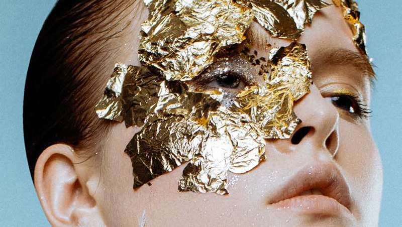 Adianta-te ao Natal com os tratamentos de 24 quilates para brilhar como nunca em ocasies festivas