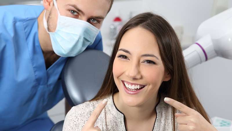 Antiaging dental: las claves para que la boca no arruine tu #10YearChallenge