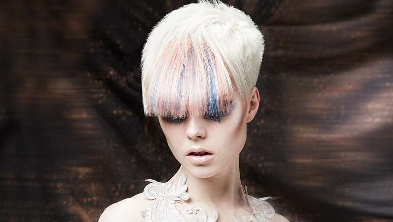 Cortes, penteados e cores que vão liderar este ano