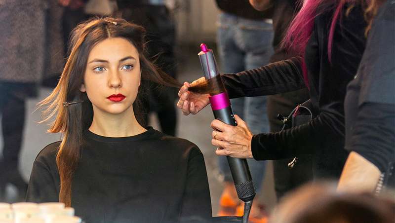 Dyson e o designer Jorge Vázquez, unidos pela 'Haute Couture'