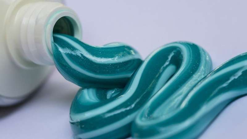 O uso de micropartculas plsticas  reduzido em 97,6%