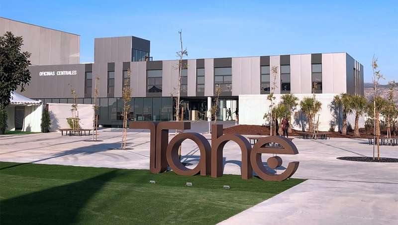 Tahe Cosmticos, de uma empresa familiar no topo da indstria