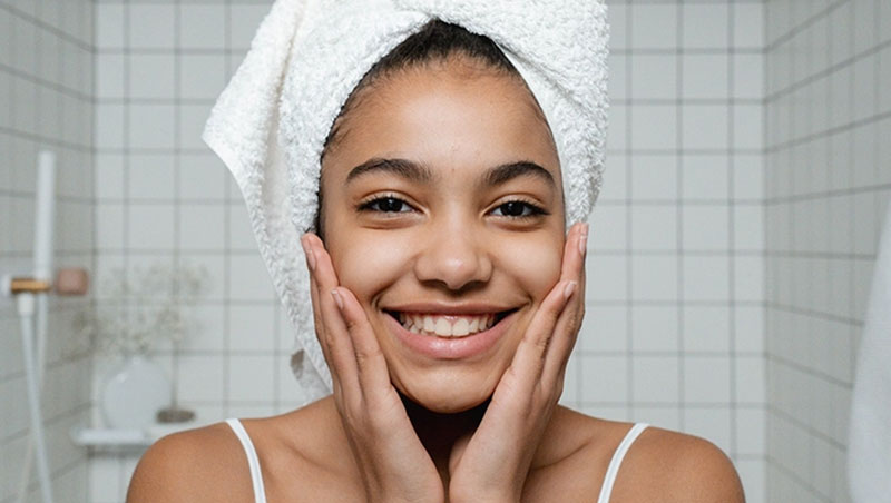 Control del acné: cuidado con la toalla que utilizas para la cara