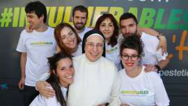 Esta iniciativa tiene como objetivo promover la cooperación pública y privada para luchar contra la pobreza infantil y ayudar a las familias desfavorecidas de Cataluña