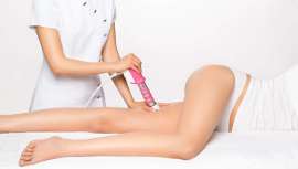 Además, con las ondas de choque se consigue una reactivación muy importante de la microcirculación (circulación sanguínea y linfática), movilizando y liberando líquidos y grasa 