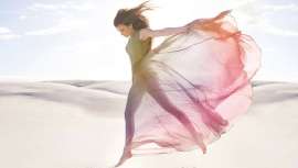 La firma de cosméticos de origen italiano cuenta con una filosofía en la que priman conceptos, como tecnología y naturaleza. Y la referencia implícita al número diez como reflejo de la excelencia de sus resultados