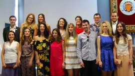 Avalado por numerosas empresas, entidades y profesionales de la industria cosmética, el máster dota a los alumnos de los conocimientos necesarios para analizar y solventar los problemas habituales del sector