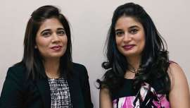 Hace 12 años, cuatro hermanas sueñan con tener un centro de belleza para traer los secretos del Oriente a Occidente. Las circunstancias en aquel momento no fueron favorables y ahora dos de las hermanas retoman el sueño con Sitara