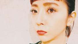 Su nombre procede de la estrella de la moda nipona Momoko Ogihara, una verdadera creadora de tendencias en el país del sol naciente