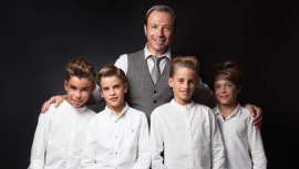 Tortosa presenta su nueva colección de autor, pensada para los más pequeños de la casa. El barbero muestra, a través de esta colección, las posibilidades de styling de los niños, futuros clientes de todo salón 