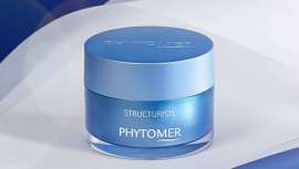 Con su uso, día tras día la estructura de la piel está más restaurada, consiguiendo un rostro visiblemente más firme y tonificado