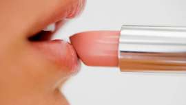 Además, de los datos aportados por Perfect Corp. se deduce que el doble de las usuarias prefieren las barras de labios mate antes que las brillantes