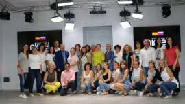 Los asistentes pudieron conocer las instalaciones y ver el proceso de desarrollo y fabricación de los productos