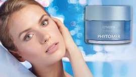 Protege y repara la piel de los daños causados por la contaminación urbana: la deshidratación, los signos de fatiga, manchas oscuras y tez apagada