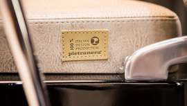 A cerca de dos semanas de la gran cita de referencia de la moda, la firma italiana avanza las novedades en mobiliario profesional para este año que se podrán ver, tocar y probar en su estand, situado en el recinto de Ifema