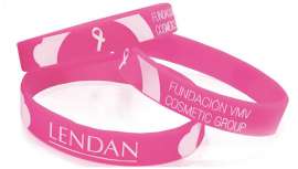 Por cada envase que vendió de su edición especial Oil Essences Ethernal Moringa Pink, donó un euro para luchar contra esta enfermedad