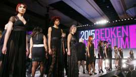 El evento bianual se celebrará del 15 al 17 de enero del año que viene en el Mandalay Bay Resort & Casino, en Las Vegas (Estados Unidos). Al acto acuden más de 10.000 profesionales del sector belleza provenientes de 34 países diferentes