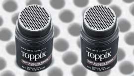 Toppik Hair Building Fibers densifica el cabello al instante en recogidos clásicos o desenfados, coletas y looks con cabellos largos o cortos 