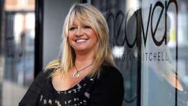 Mitchell tomó esta decisión cuando su negocio de belleza comenzó a crecer y sus clientes se convirtieron en millonarios y famosos