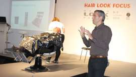  El espacio Hair Focus Look, en el pabellón 4, ha sido el lugar elegido para la ponencia, con demostración incluida, denominada Los orígenes de la barbería, a cargo del equipo de la prestigiosa barbería y empresa londinense 