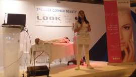 En la jornada de domingo, el espacio Beauty Speaker ha concentrado a profesionales de la estética que han mostrado técnicas y productos para la mejora de la piel