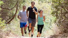 La firma donará un euro de cada pedido que se realice en la tienda on-line con el código Movember