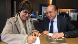 Las mujeres que tengan un proyecto para abrir un salón de peluquería contarán con la ayuda de la Fundación para la búsqueda de financiación 