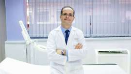 El especialista, dermatólogo canario que anteriormente ha ejercido cargos como coordinador del Grupo de Epidemiología y Promoción de la Salud de la AEDV, coge el relevo de la Dra. Elia Roó