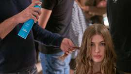 Odile Gilbert, de Moroccanoil, fue el encargado de la peluquería en este desfile