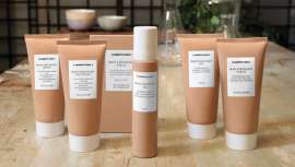 Está realizado con fórmulas conscientes con base científica, sin siliconas para una belleza real activa, con un 92% de ingredientes de origen natural