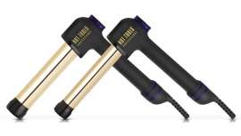 Hot Tools presenta esta tenacilla rizadora, diseñada bajo criterios ergonómicos, pensada para conseguir cabellos rizados duraderos en segundos