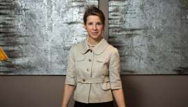 A lo largo de su dilatada carrera ha recibido numerosos reconocimientos por sus innovaciones y aportaciones en el ámbito de la medicina estética y andrología, participando en los congresos y simposios internacionales más prestigiosos