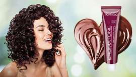 La firma lanza esta colección formulada con extracto de cacao. Una cuidada selección de tonos dulces, intensos, cálidos y fríos que dan rienda suelta a los peluqueros más creativos