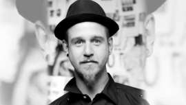 La firma estadounidense da la bienvenida al estilista, quien a partir de ahora encabezará la división educativa de la misma