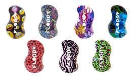 Se presenta en 11 estampados multicolores sobre diferentes temas y estilos, desenfadados e informales. Cada Floppy cambia de tono según el color de la carcasa del cepillo 