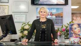 La estilista sevillana impartirá un curso y una clase magistral de recogidos en el estreno del salón de peluquería, barbería, estética,  medicina natural, maquillaje, cosmética y uñas de Asturias 