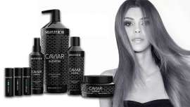 Formulada con caviar negro y blanco, protege del envejecimiento, vigoriza el cabello seco y gastado y reestructura en profundidad