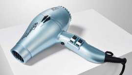 La firma acaba de engrosar su lista de reconocimientos. Parlux ha sido premiado en Italia, valorado en Estados Unidos como el mejor secador profesional y catalogado como el mejor del mundo según el periódico The Independent