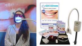 Tooth Fairy apresentou na Expocosmética 2017 o seu novo sistema de branqueamento de dentes, utilizando uma luz UV.