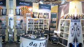 Apresentados na Expocosmética, os novos pincéis de maquilhagem são irresistíveis, devido ao seu formato especial.