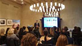 Esta novedad actúa como un potente escudo protector de la función barrera de la piel, gracias al revolucionario Shield MP