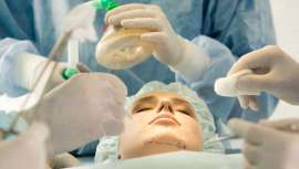 Este foro es antecedido por un maratón de 32 reconstrucciones de labio, paladar hendido, mamarias y por quemaduras en la ciudad de Cancún, Quintana Roo