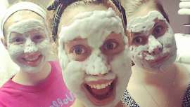 Este producto coreano es tendencia en Instagram. Influencers, bloggers y trendsetters ya se han apuntado a la fiebre de las mascarillas de burbujas, lo último en belleza