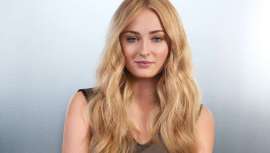 O grupo Coty Professionals anuncia a atriz como embaixadora global da Wella, no seu empenho por criar um caminho em direção à inovação criativa 