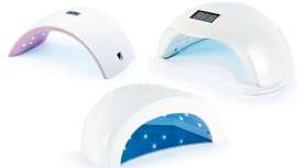 As lâmpadas UV-Led Star Dust para a secagem das unhas apresentam-se em três versões, com potências diferentes, que se adaptam às necessidades de cada salão de beleza